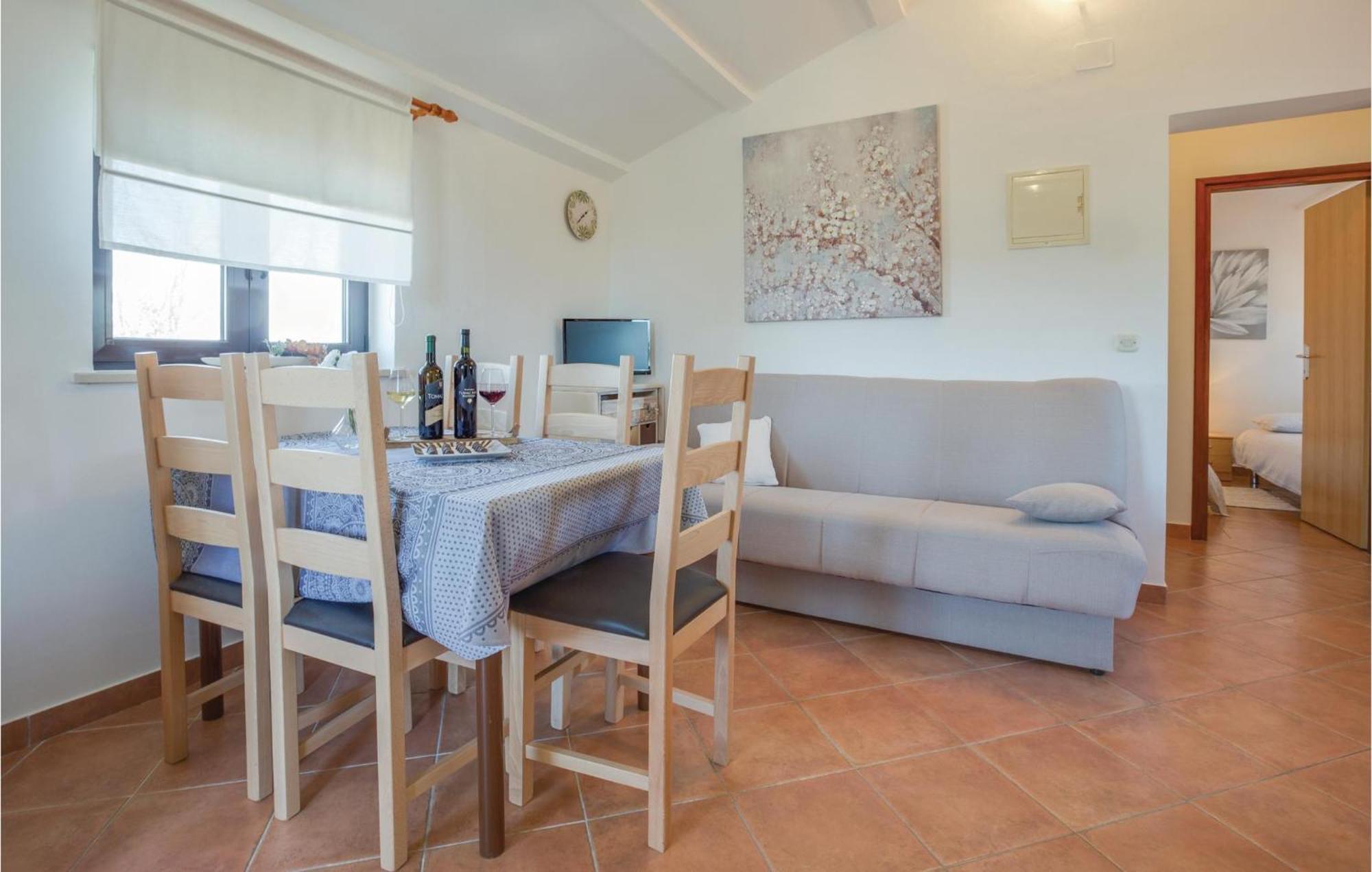 Amazing Apartment In Pazin With Wifi Katun Lindarski Exterior foto